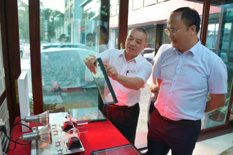 1539163365749441.jpg 2.jpg