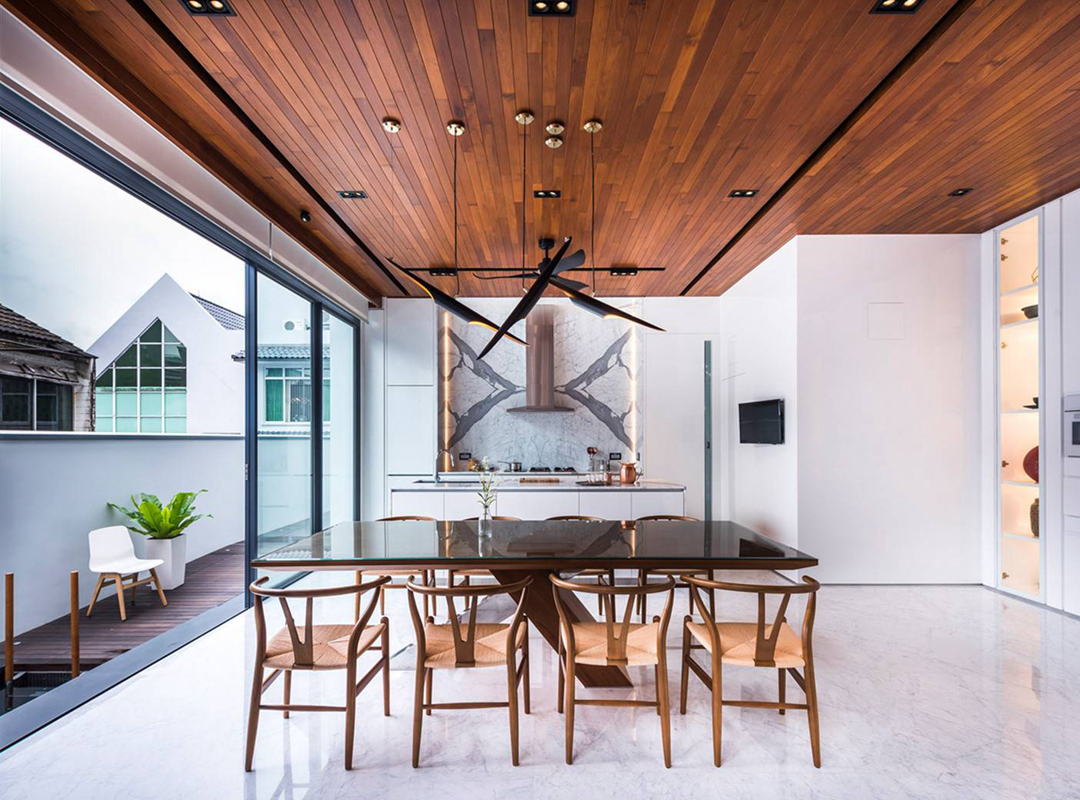 下雨天，老賴(lài)不賴(lài)提醒您門(mén)窗保養(yǎng)要重視！