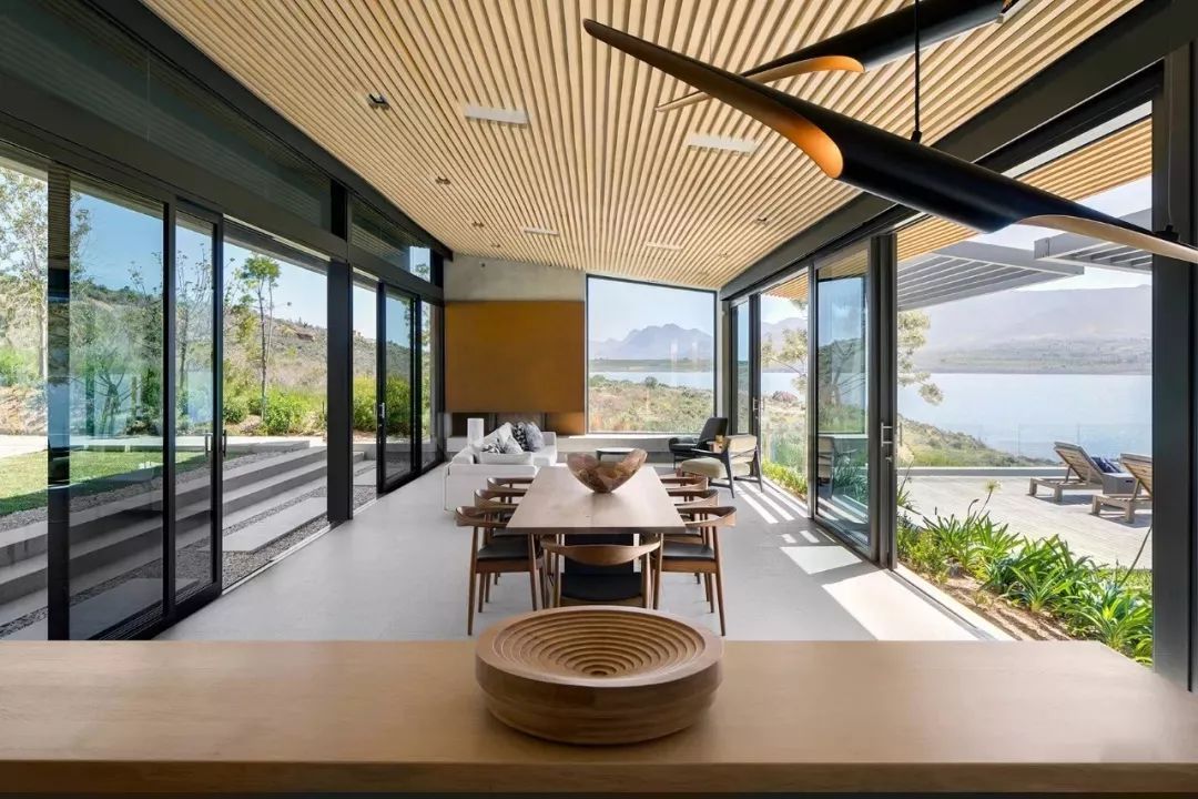 造成門窗品牌在市場競爭中陷入弱勢局面的原因有那些?