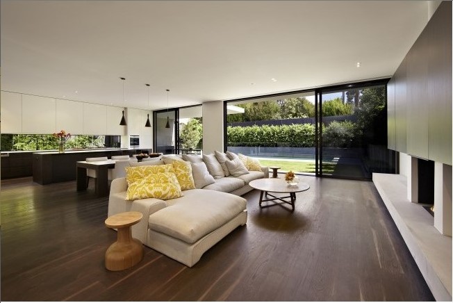 門窗加盟代理熱潮,新手如何開店應該注意什么?